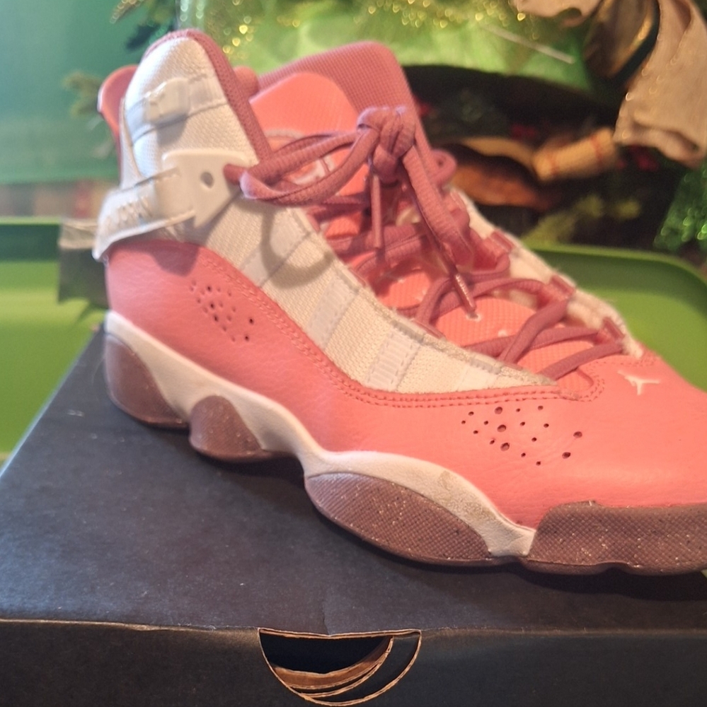Jordan Kids Sneakers in Pink and White